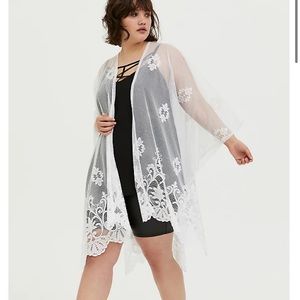 White Floral Lace Ruana